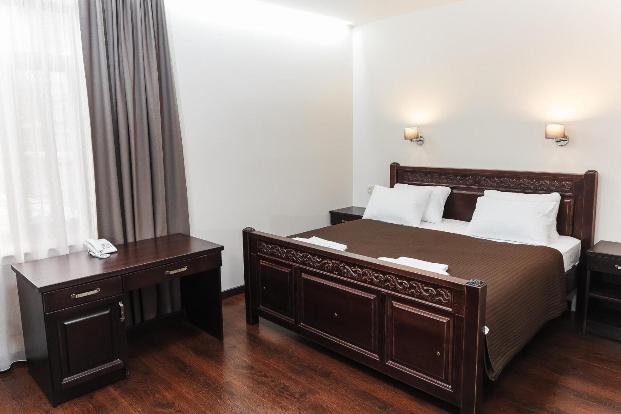 Dvin Hotel Pawłodar Zewnętrze zdjęcie