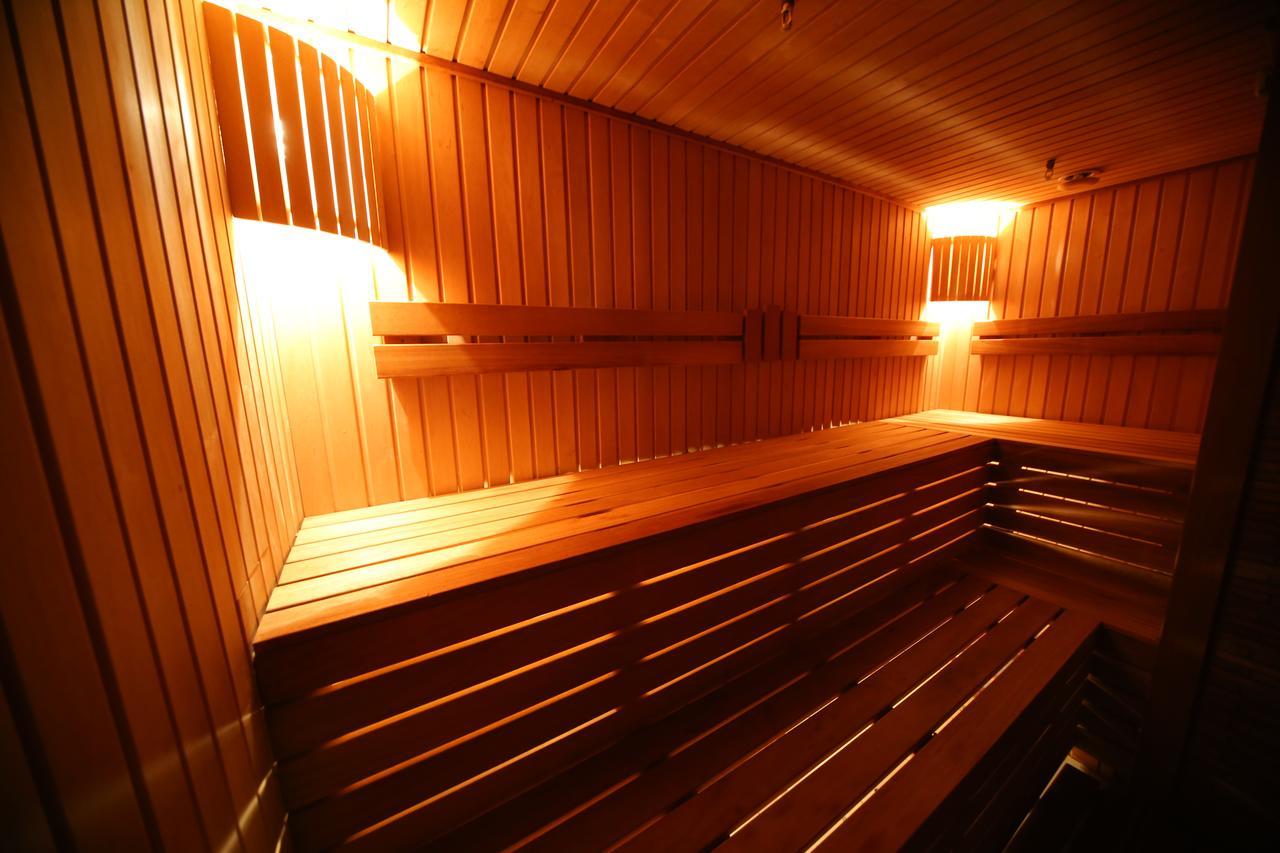 Dvin Hotel Pawłodar Zewnętrze zdjęcie