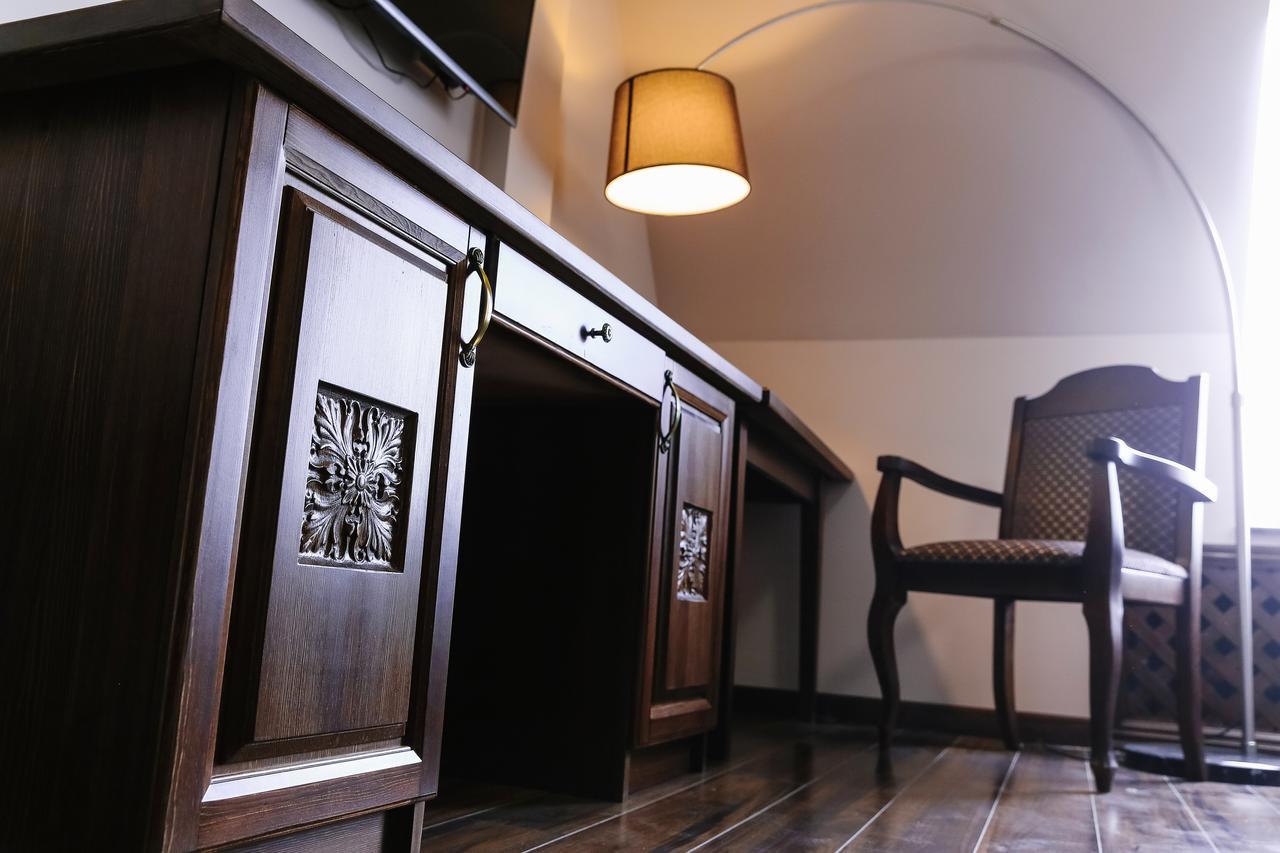 Dvin Hotel Pawłodar Zewnętrze zdjęcie
