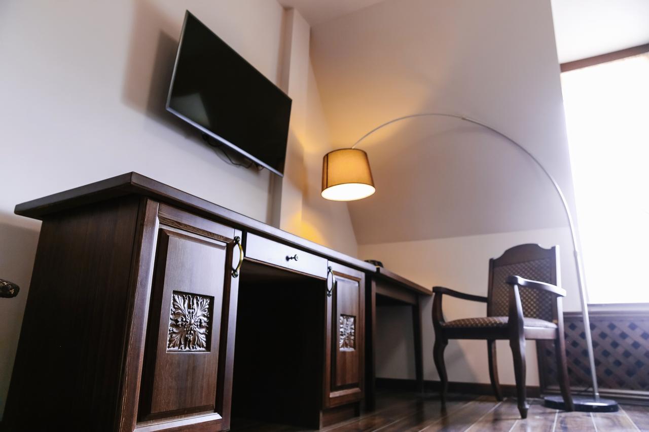 Dvin Hotel Pawłodar Zewnętrze zdjęcie